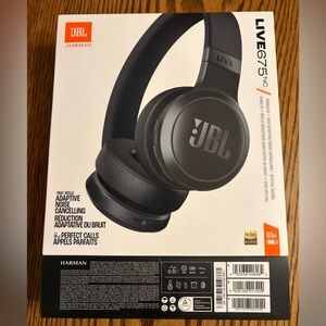 BRAND NEW…JBL Live 675NC Black Wireless Headphones